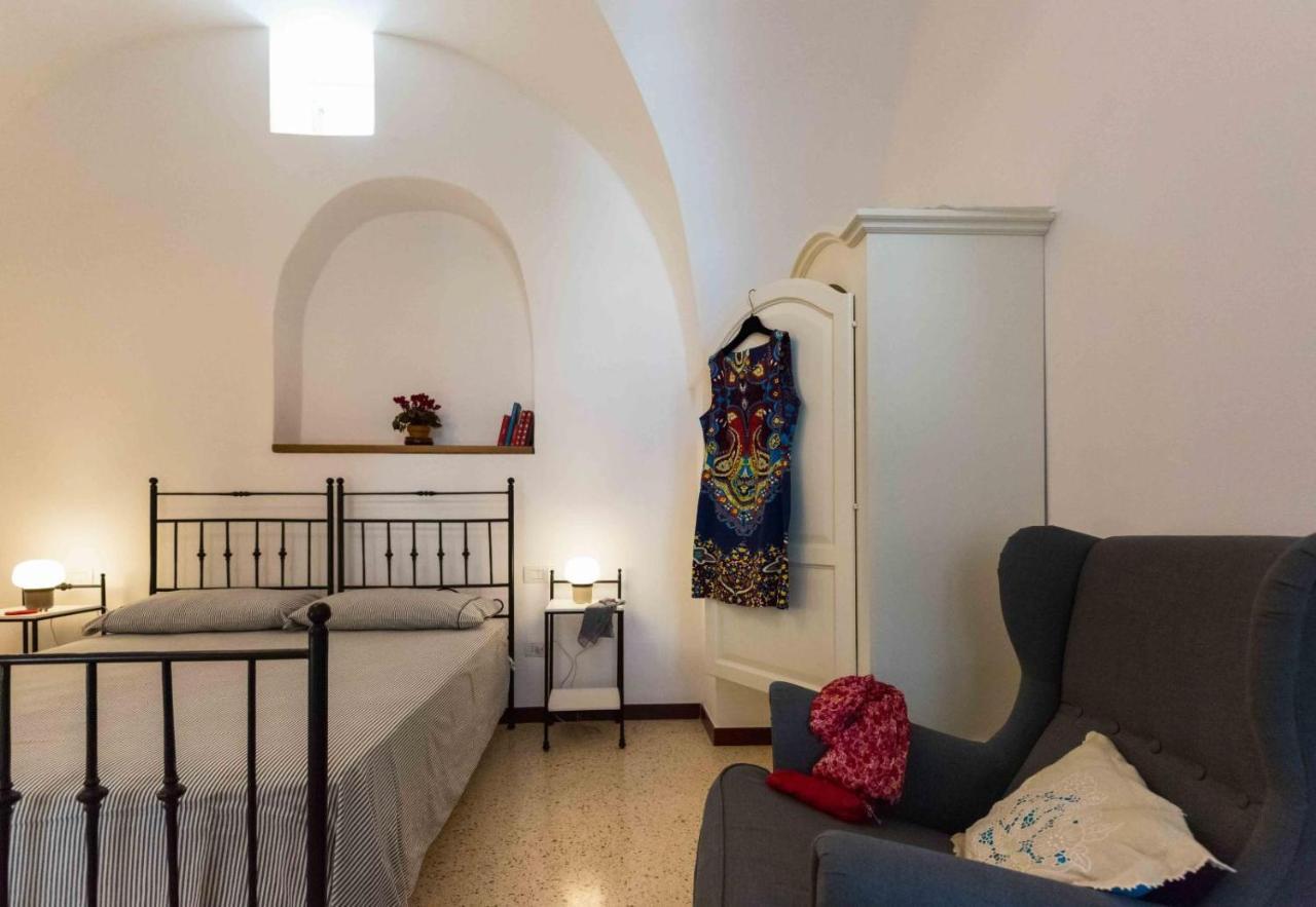 Bed and Breakfast Da Concavo E Convesso Locorotondo Exterior foto