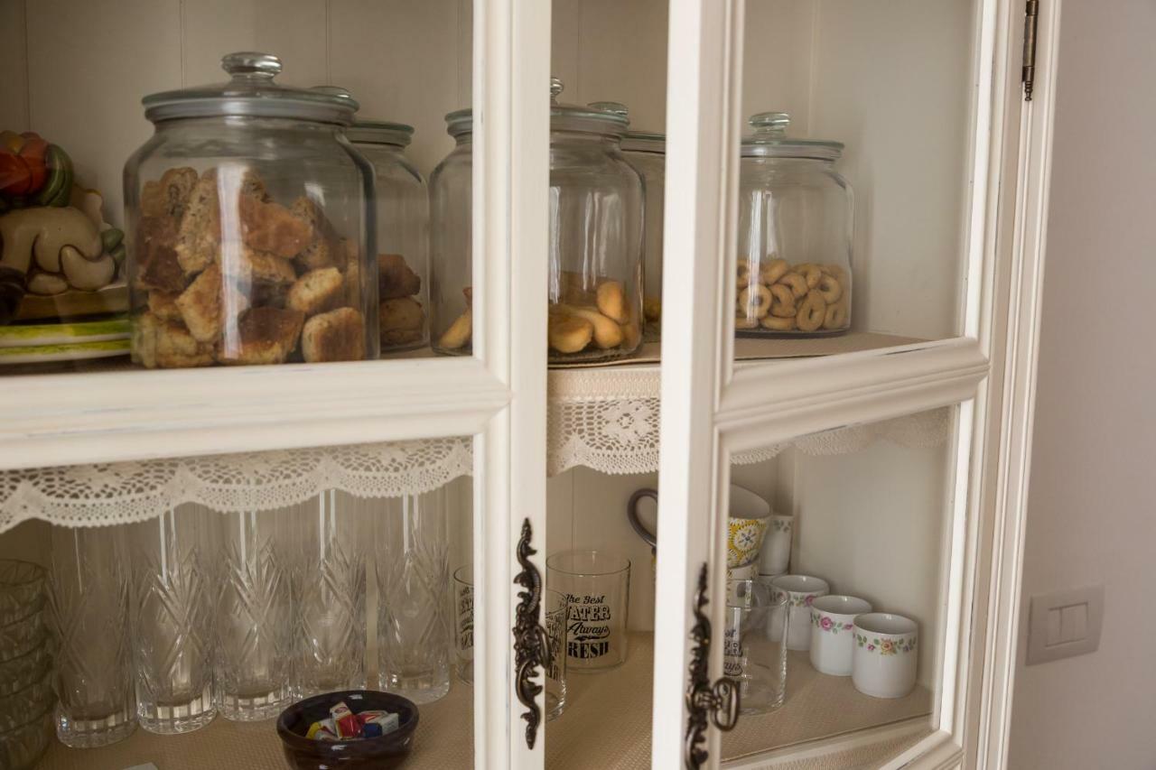 Bed and Breakfast Da Concavo E Convesso Locorotondo Exterior foto