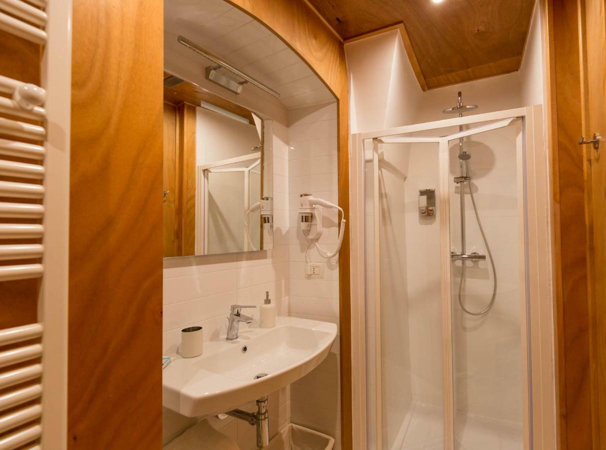 Bed and Breakfast Da Concavo E Convesso Locorotondo Exterior foto