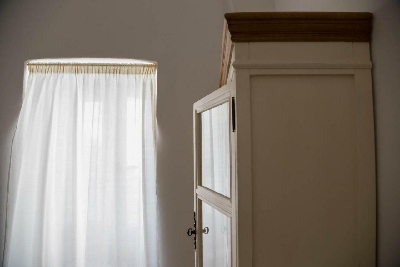 Bed and Breakfast Da Concavo E Convesso Locorotondo Exterior foto
