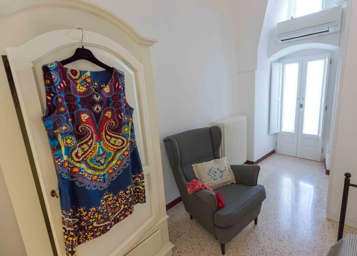 Bed and Breakfast Da Concavo E Convesso Locorotondo Exterior foto